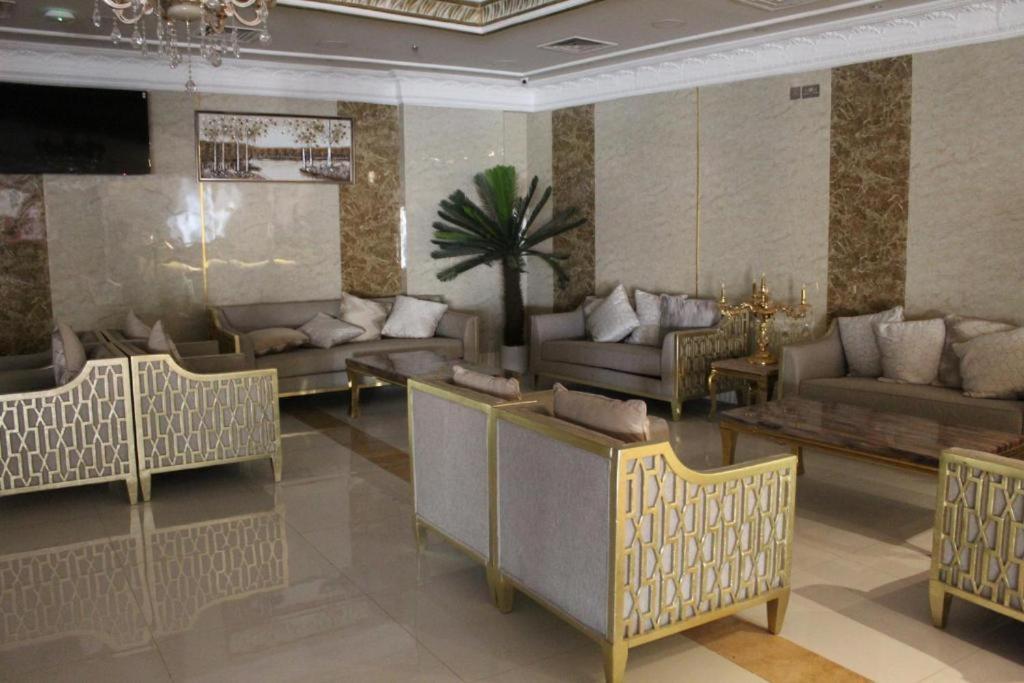 Al Salam Grand Hotel Al Buraimi Exterior photo
