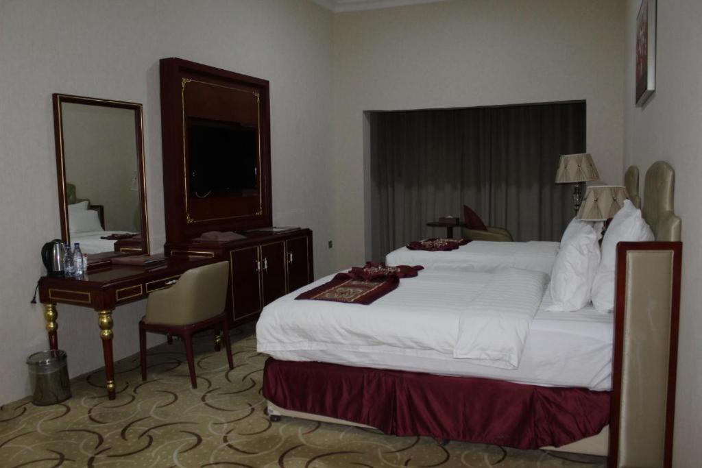 Al Salam Grand Hotel Al Buraimi Exterior photo