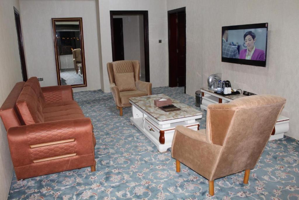 Al Salam Grand Hotel Al Buraimi Exterior photo